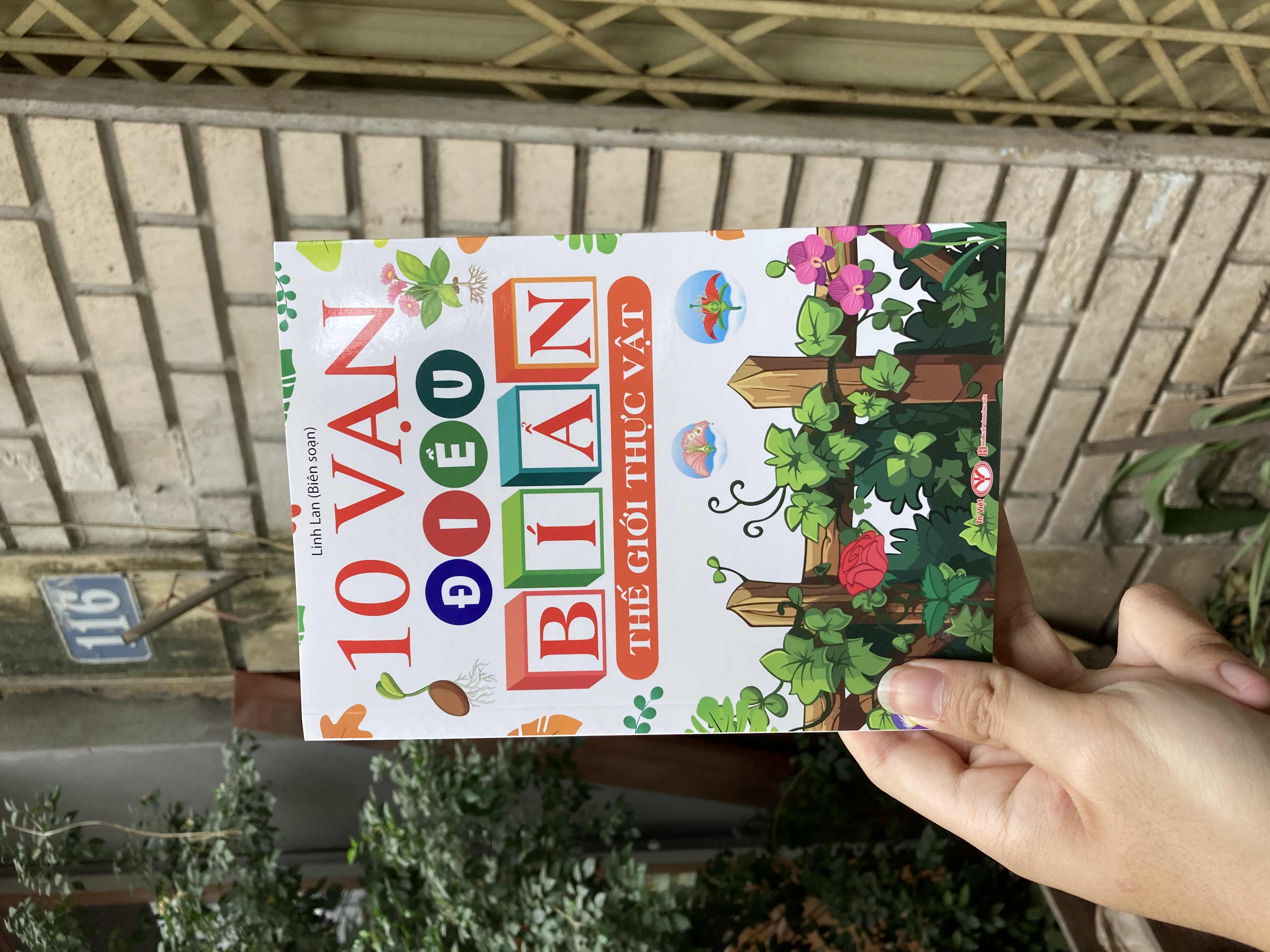 10 Vạn điều bí ẩn - Thế giới thực vật (47k)